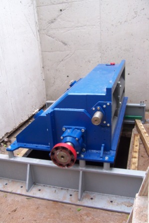 12-Micro-hydro-Turbine-generator-install